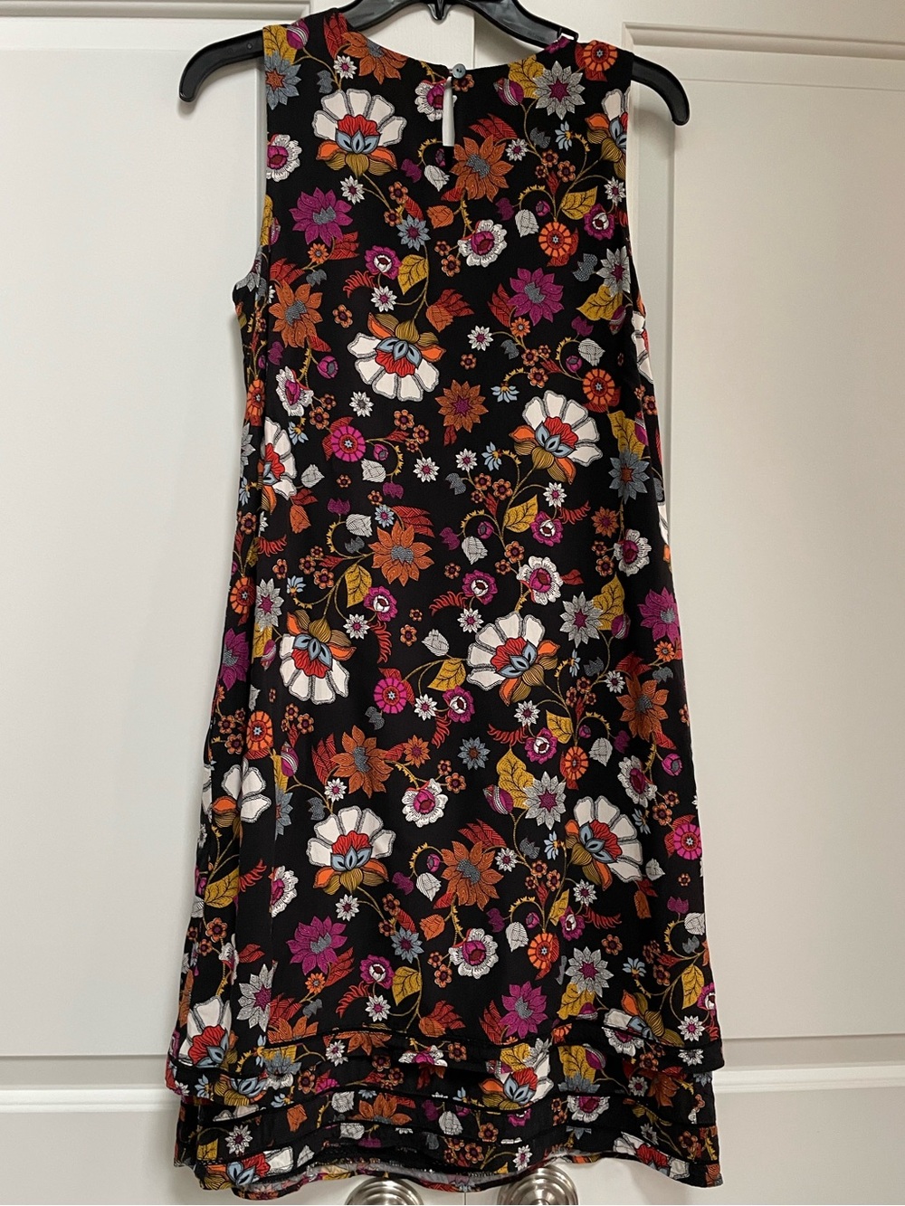 J Jill Black Floral Tiered Hem Lightweight Sleeveless Dress XS Vacation Summer - Picture 3 of 9